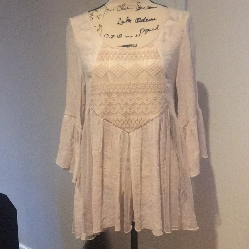Woman’s J Gee Hi/low blouse